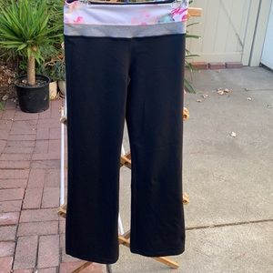Lululemon Black Pants Reversible Size 4 Small